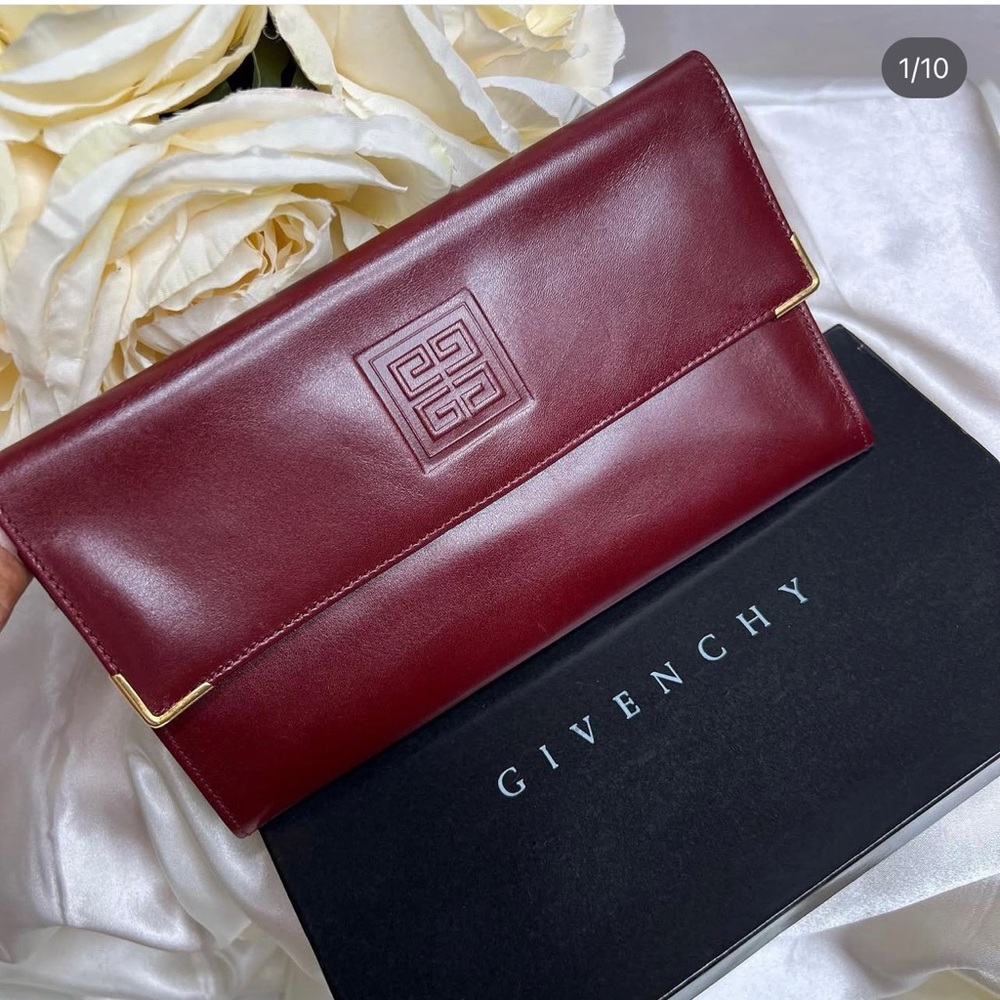 🌵Givenchy Bifold Long Wallet 🌵